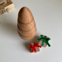 木製ツリー＋プレゼント2個　クリスマス　飾り　無垢材 3枚目の画像