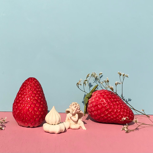果物のオブジェ(苺) いちごの置物 イチゴ ガラス製 ストロベリー インテリア 雑貨 苺