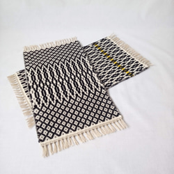 【手織り】ローゼンゴン織の卓上マット（ブラック×ナチュラルホワイト） 5枚目の画像