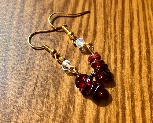 【no.818】パープル　さざれ石　ハンドメイドアクセサリー　ピアス　イヤリング 126 ハンドメイド・手芸 【no.818】パープル さざれ石