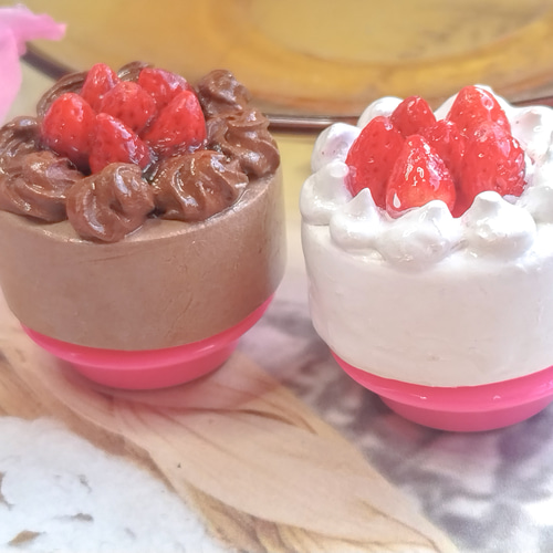 ケーキの定番！ホールケーキセット②(イチゴショート、イチゴショート
