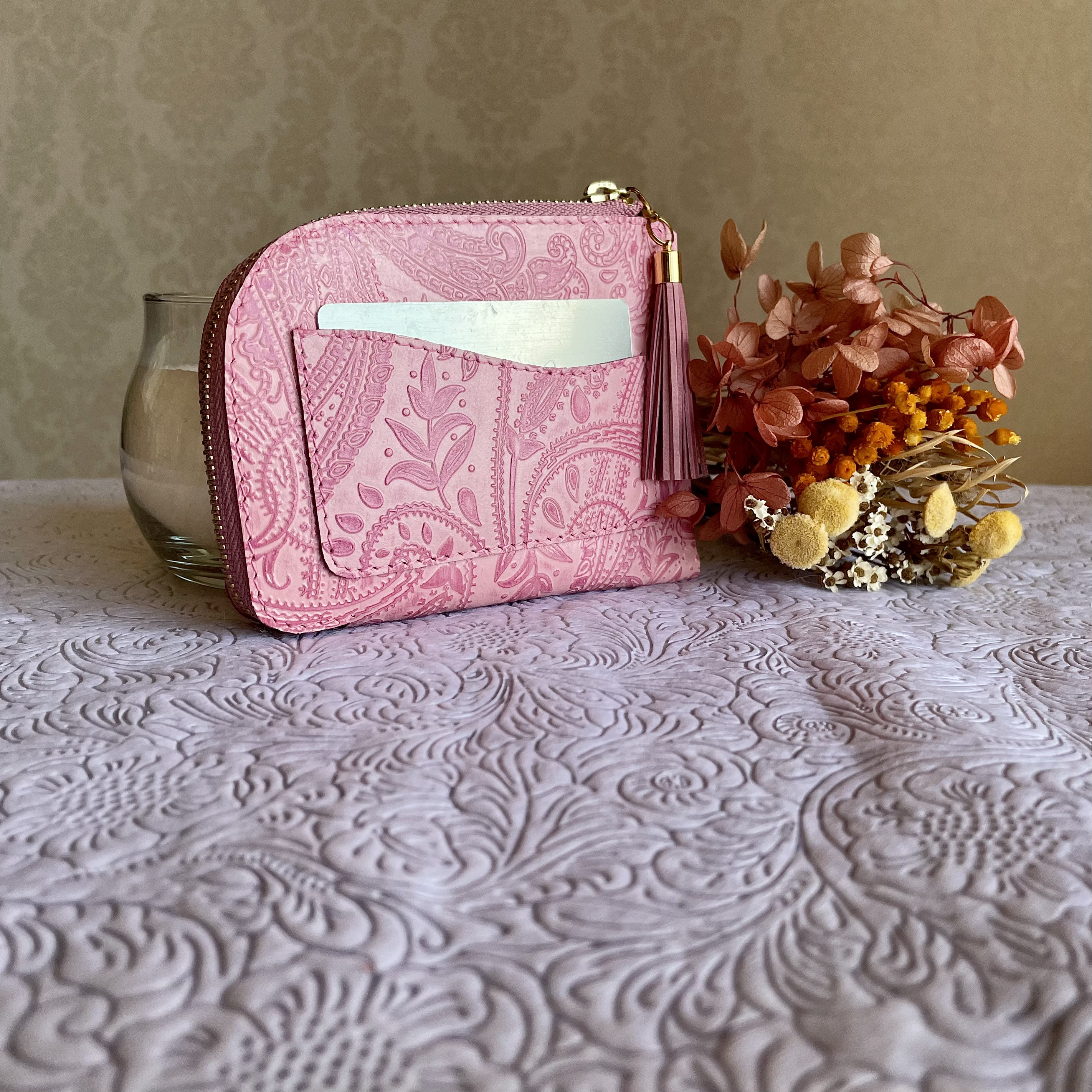 L字ファスナー  コンパクト ミニ財布 ✧ ペイズリー型押し ✧ スイートピンク✧ ✣お札を折らずに使える✣