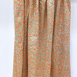 着物　スカート　オレンジ　小花　和柄　和風　アップサイクル　シルク　サスティナブル 7枚目の画像