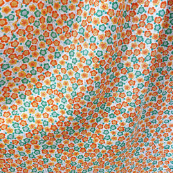 着物　スカート　オレンジ　小花　和柄　和風　アップサイクル　シルク　サスティナブル 8枚目の画像