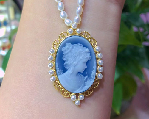 ヴィンテージ　女性　カメオ　 ペンダントトップ　MUCHA ヴィンテージ女性カメオ ペンダントトップMUCHA