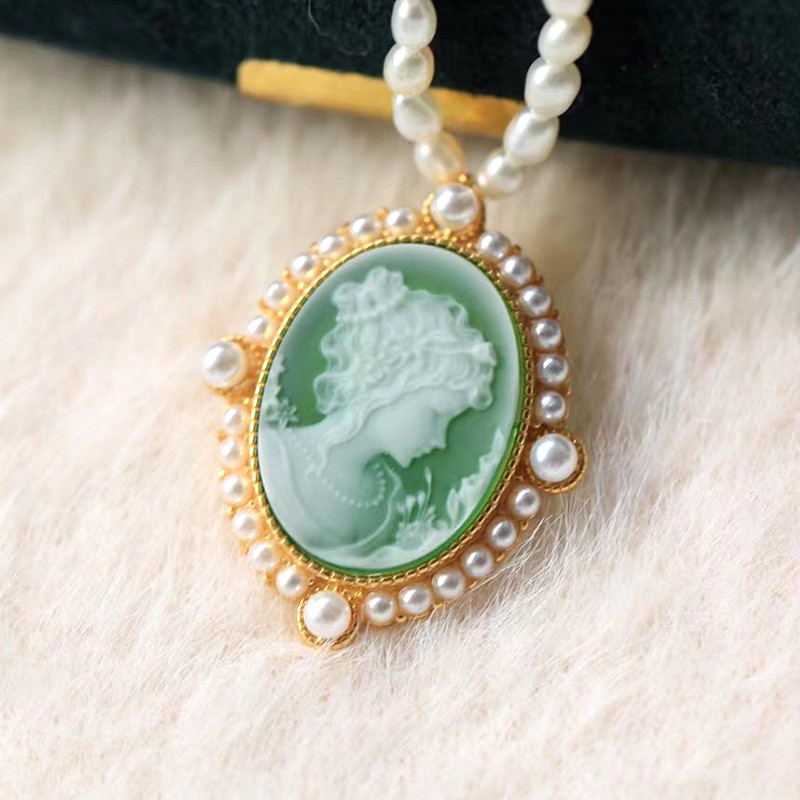 カメオペンダント　ビンテージ  豪華天然瑪瑙レディースアクセサリー 　彫刻　　パール　925シルバー　18k