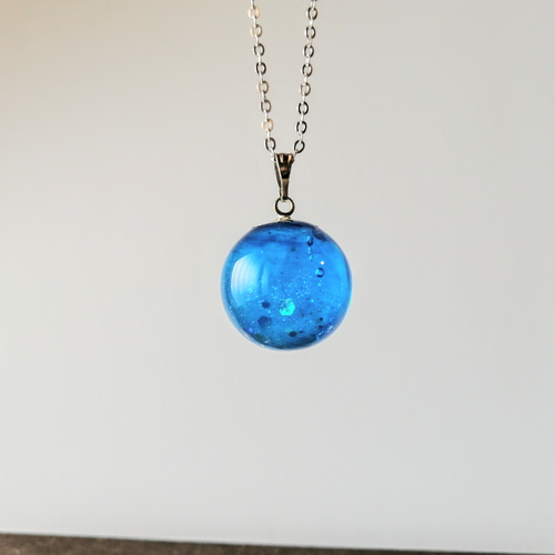 蓄光】海の宝石ネックレス(20mm) / レジン / 海 / 球体 ネックレス
