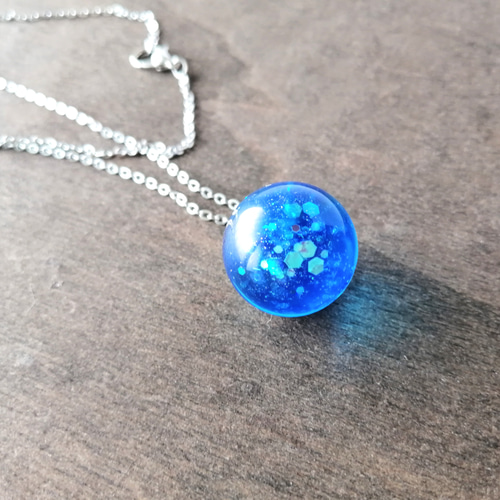 蓄光】海の宝石ネックレス(20mm) / レジン / 海 / 球体