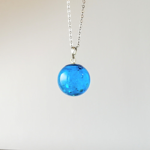 蓄光】海の宝石ネックレス(20mm) / レジン / 海 / 球体