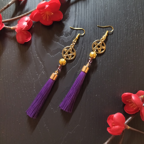 サブカル】五芒星とタッセルのピアス(イヤリング)（紫）【チャイナ