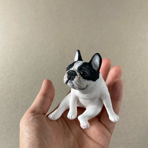 フレンチブルドッグ パイド お座り 置物 インテリア雑貨