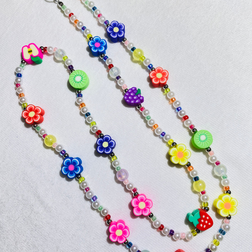 【ms-2】ビーズ マスクストラップ❁カラフル ニコちゃん 蝶々 原宿 韓国 韓国デザイン♡韓国っぽ ビーズストラップ付き ♪ ニコちゃん
