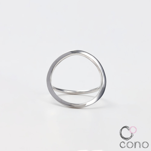 Pt900)輪っかの乗っかったリング 指輪・リング cocono jewelry 通販