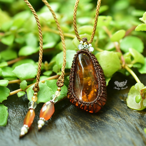 ゴールド樹木☆アンバー琥珀 マクラメネックレス715 ネックレス