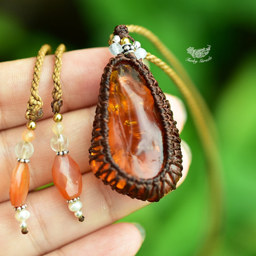 ゴールド樹木☆アンバー琥珀 マクラメネックレス715 ネックレス