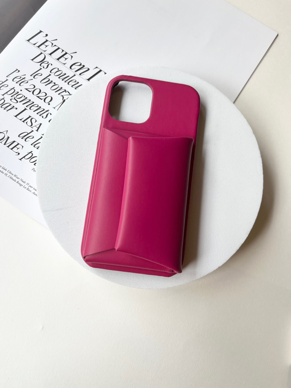 iphone14 14pro 本革　スマホケース　レザー　イニシャルが入れられる　IPHONEケース　ピンク 3枚目の画像