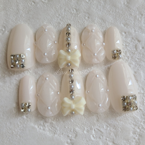 【オーダー】ネイルチップ　ストーン　キルティング　リボン ♡現品♡リボンとぷっくりキルティングネイル ネイルチップ