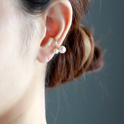 14kgf-W pearl small ear cuff 第4張的照片