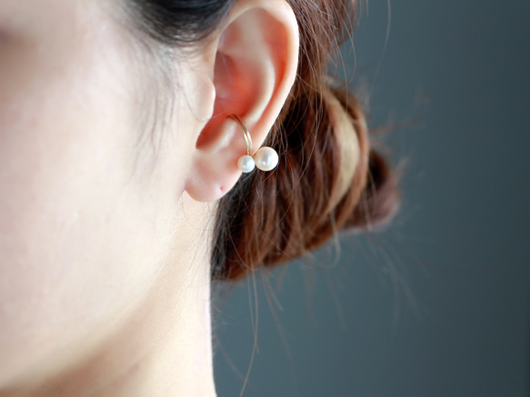 14kgf-W pearl small ear cuff 第4張的照片