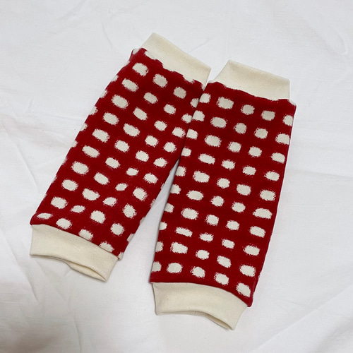赤チェック柄＊ベビーレッグウォーマー＊60-90サイズ ベビー服