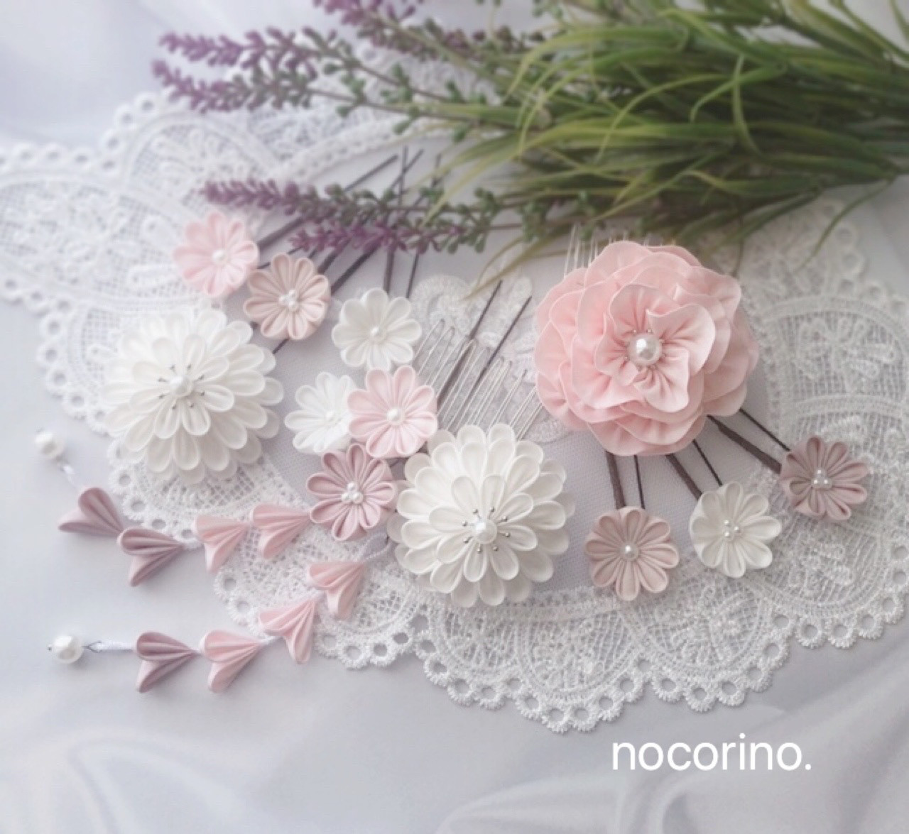 つまみ細工髪飾り　成人式　卒業式　七五三　白無垢　結婚式　ウエディング