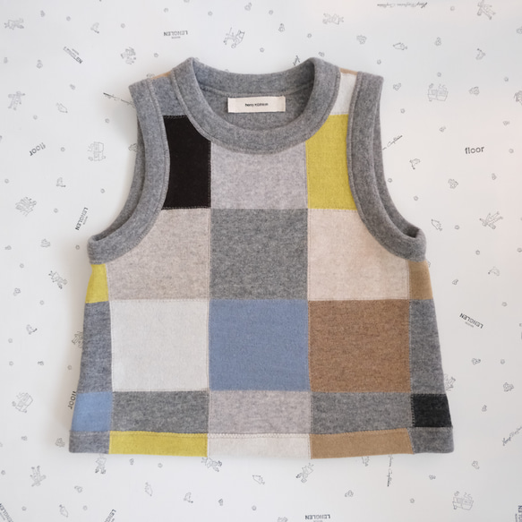 reversible wool knit patchwork vest 第9張的照片