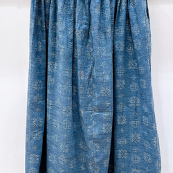 着物　スカート　青　絣　幾何学　和柄　和風　アップサイクル　シルク　サスティナブル 7枚目の画像