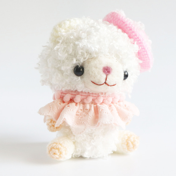 モコモコくまちゃんカーのしろくまちゃん（ピンク） 羊毛フェルト Cani