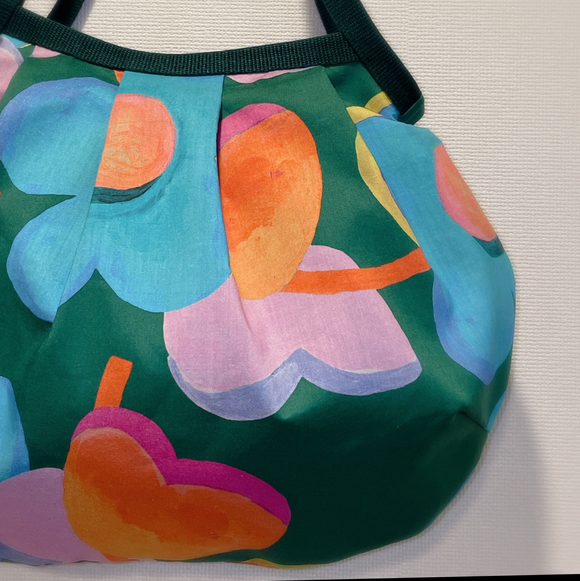 コロンと可愛いショルダーグラニーバッグ　サマーオブラブ　ポップな大人可愛いバッグ ◎選べる2サイズ