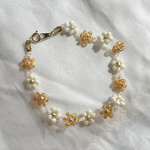 No5.お花ビーズブレスレット(ブラウン・ホワイト系