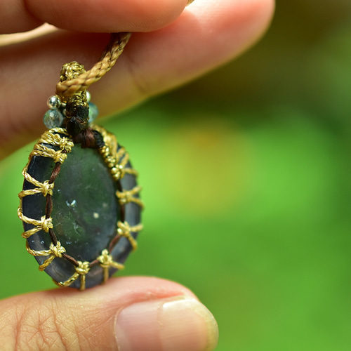 アイオライト　マクラメ　ネックレス エネルギッシュ☆ブラットショットアイオライト マクラメ