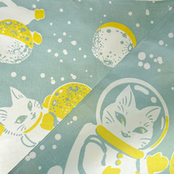 手ぬぐい『月の戯れ　ラムネ色』宇宙を旅する白猫マイカシリーズ 6枚目の画像