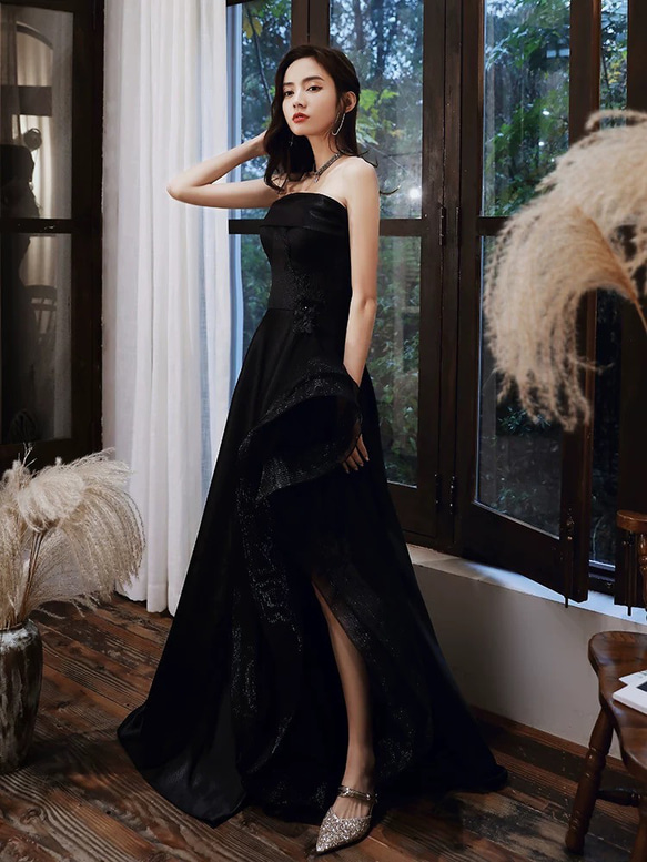 チューブトップ ブラックウエディングドレス バスト ウエスト ヒップ