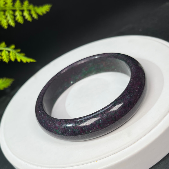 Natural Brazilian Ruby Zoisite Bangle 63MM 1枚目の画像