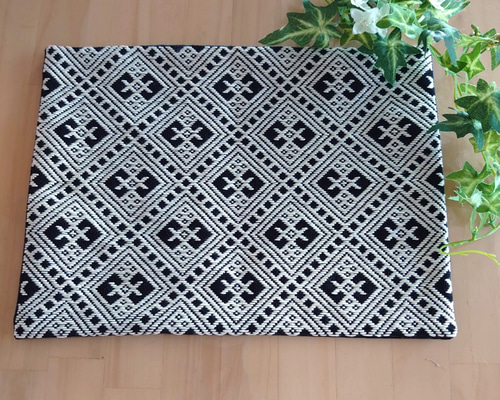 こぎん刺し　マット(タペストリー) 青森地方 こぎん刺し タペストリーの通販 by ちゃこ's shop｜ラクマ