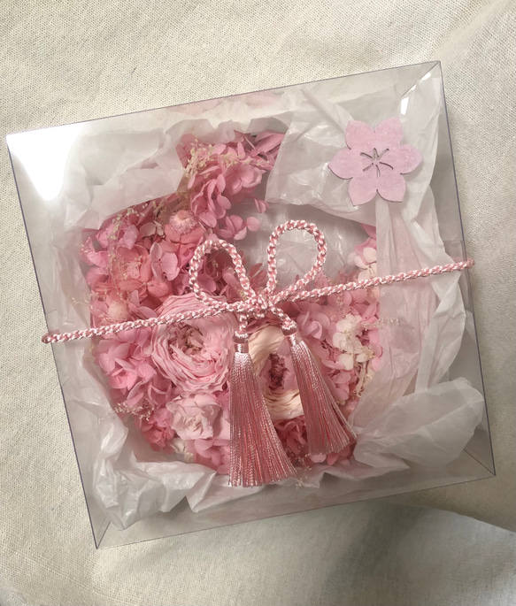 再販　桜色ピンクの夢　薔薇の癒しクレッセントリース  優しい春　ひな祭り　プリザーブドフラワー 5枚目の画像