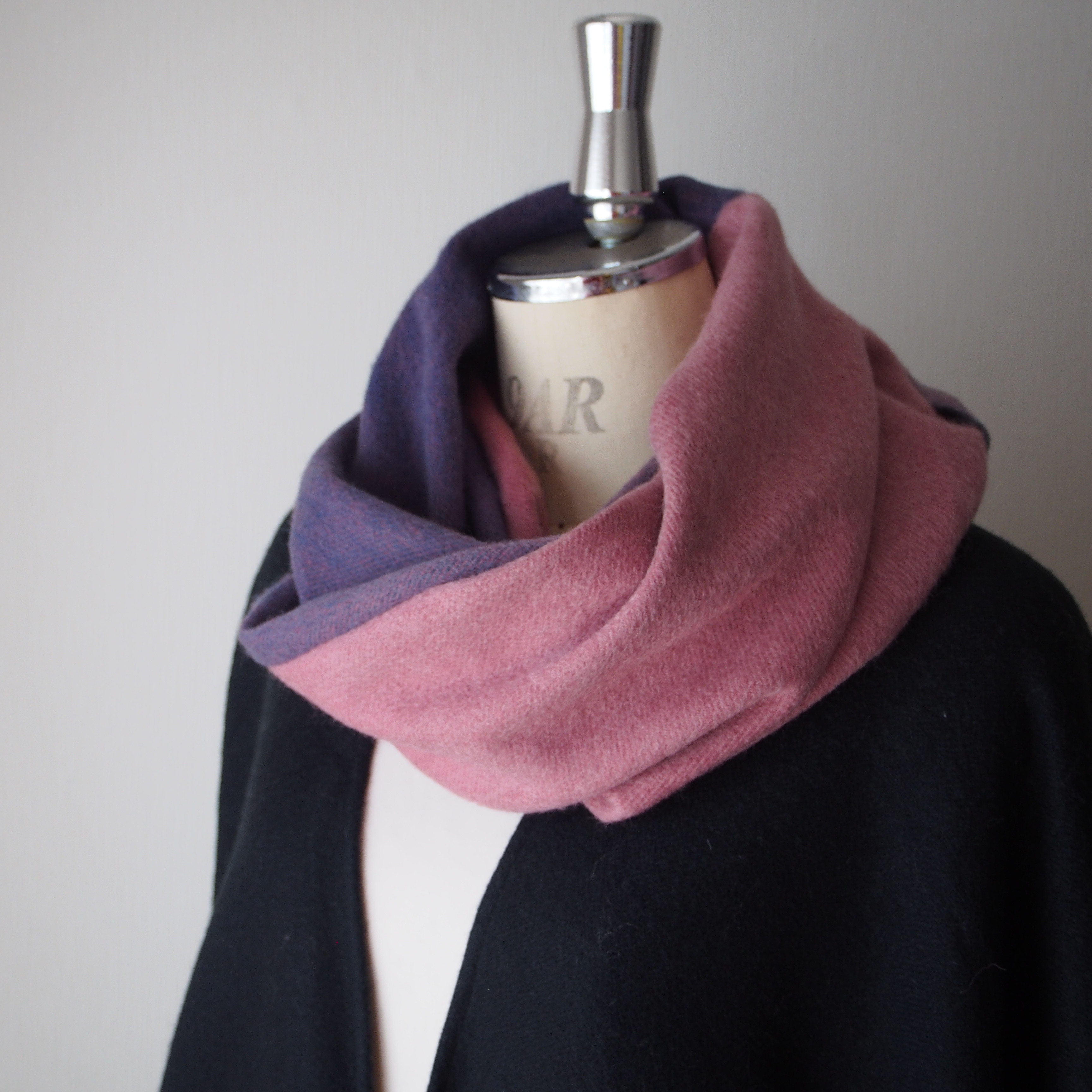 特集掲載・限定色【色の魔法と大人の上品スヌード】グラデーションスヌード・ピーチウィッシュ