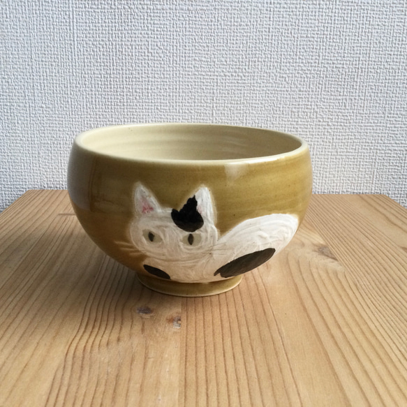 ねこの抹茶茶碗（黄瀬戸） 2枚目の画像