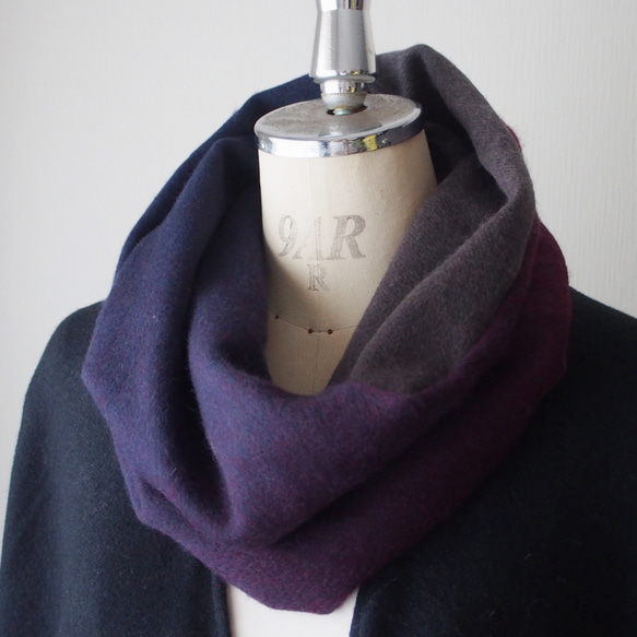 Creema限定・特集掲載【色の魔法と大人の上品スヌード】グラデーションスヌード・オペーク 7枚目の画像