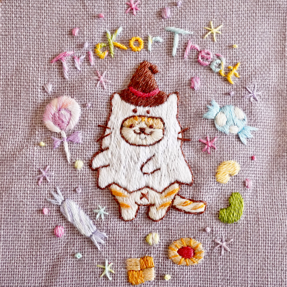 [刺繍キット]ハロウィンネコ③Trick or Treat おばけネコ 手刺繍飾り 11枚目の画像