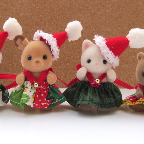 ハンドメイド＊シルバニア＊赤ちゃん＊クリスマス＊帽子＊柊・サンタ 