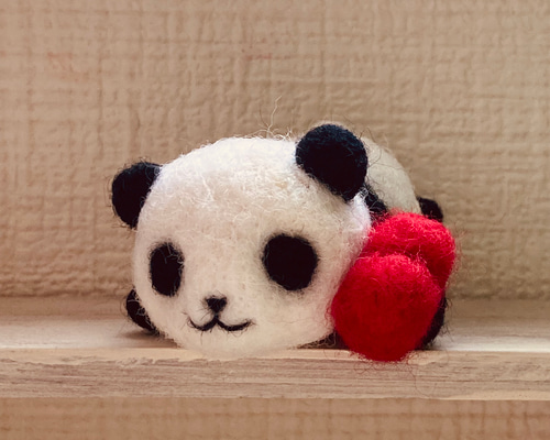 yano-kun 羊毛フェルト 作品 双子パンダちゃんのいちご狩り ce832d4d9a0b08b85391b4d627e075