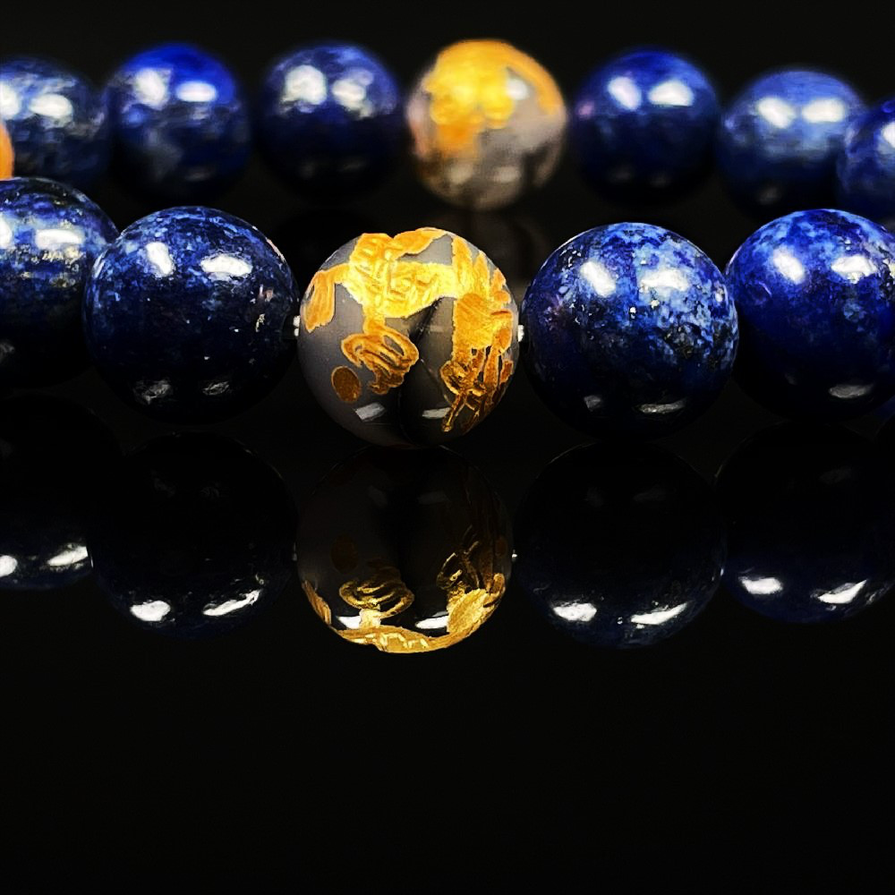 【判断力を高めるストーン】１０ミリ 金彫四神獣 ドラゴンアゲート ラピスラズリ ブレスレット sisin23