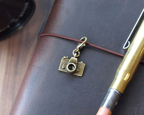 【専用】※プロフ必読さん専用　トラベラーズノートチャームまとめ売り トラベラーズノートを飾るカメラチャーム【アンティークゴールド