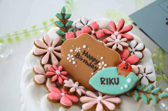 【アイシングクッキー】　花　濃い目ピンク　誕生日　ケーキ　飾り 8枚目の画像