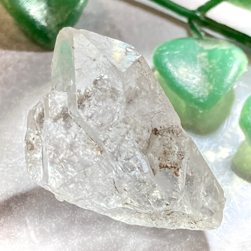 イシス クリスタル