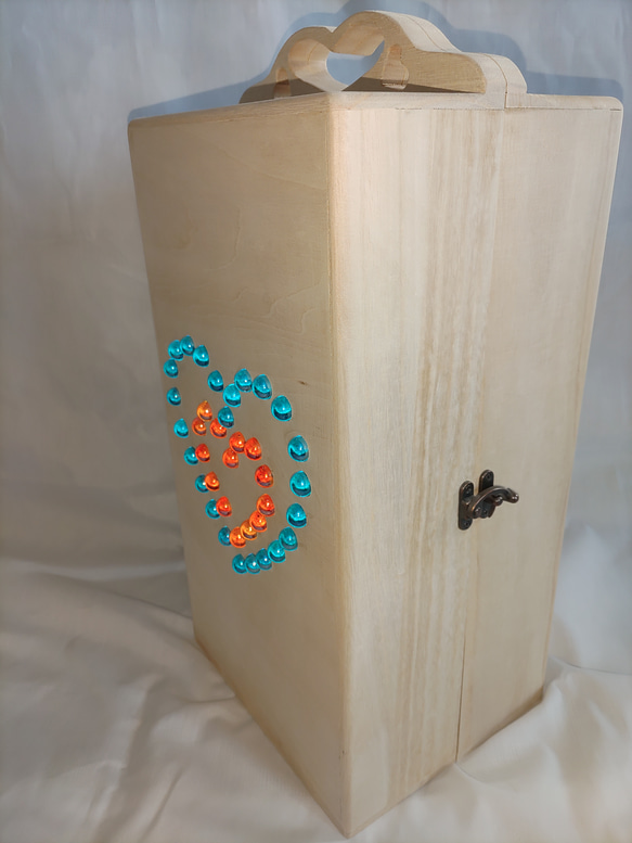 ミシン糸+ボビン 50個収納　便利な糸立て木製裁縫箱　ソーイングボックス　♥柄入 可愛い　収納ケース 4枚目の画像
