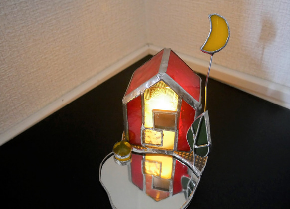 ✴︎:.｡赤い屋根の家と三日月のキャンドルホルダー♪（限定品）　 7枚目の画像