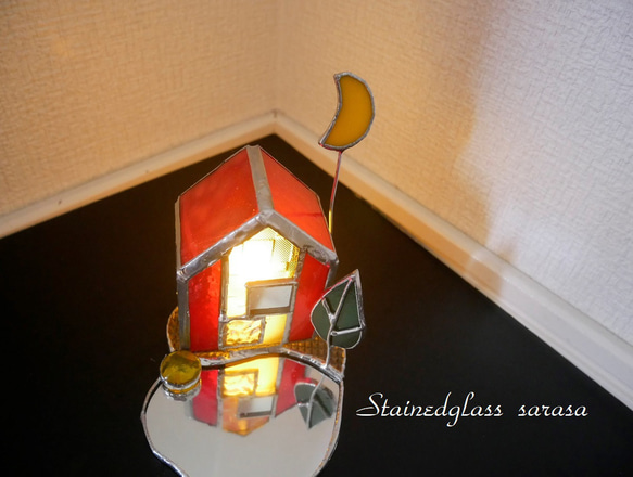 ✴︎:.｡赤い屋根の家と三日月のキャンドルホルダー♪（限定品）　 6枚目の画像