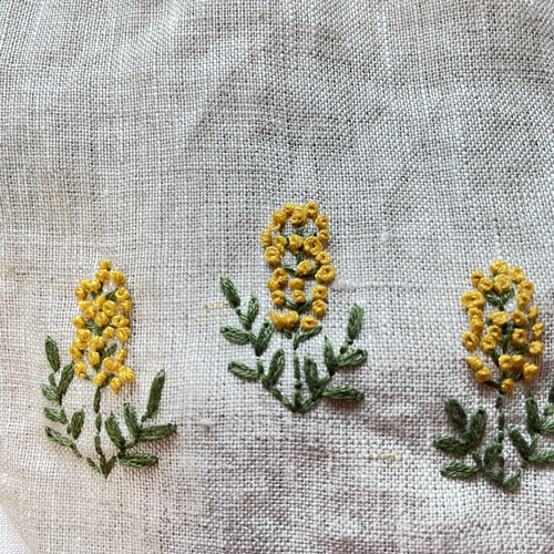 ミモザ巾着袋 刺繍巾着袋 リネン巾着袋 コスメ入れ アクセサリー入れ